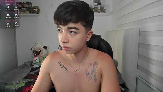 santy7v7: απευθείας συνομιλία ΧΧΧ