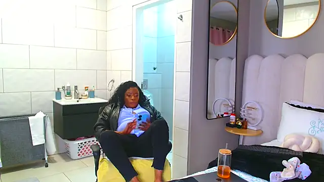 Lalakin900 现场XXX聊天