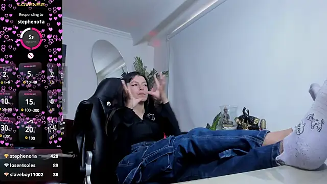 Meghan320 – Naživo XXX chat