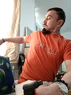 ClonicKaaba Chat XXX in diretta