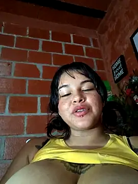 Chat XXX ao vivo de KattalellaGomez