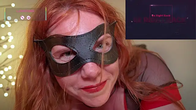 دردشة GingerAleMILF الجنسية المباشرة