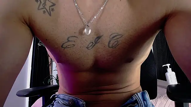 دردشة Grant_Irons الجنسية المباشرة