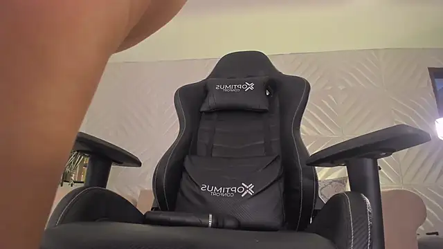 KylaMorrison 现场XXX聊天