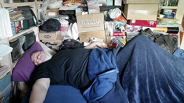 hadeszeuss2 Adlı Modelin Canlı XXX Sohbeti