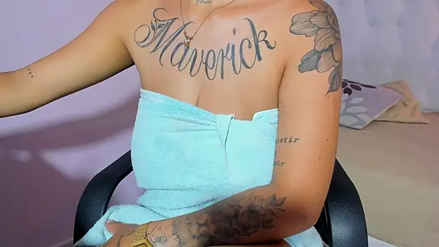 Chatroom XXX en direct de TATILARSON2