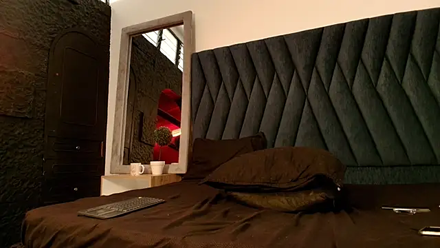 King-magic élő XXX-chatje