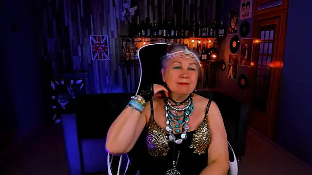 XXX chat uživo modela LilaMaharani