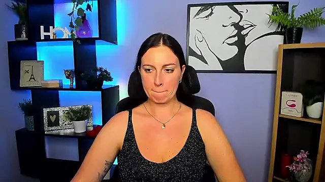 FUN_AMI Live XXX Chat