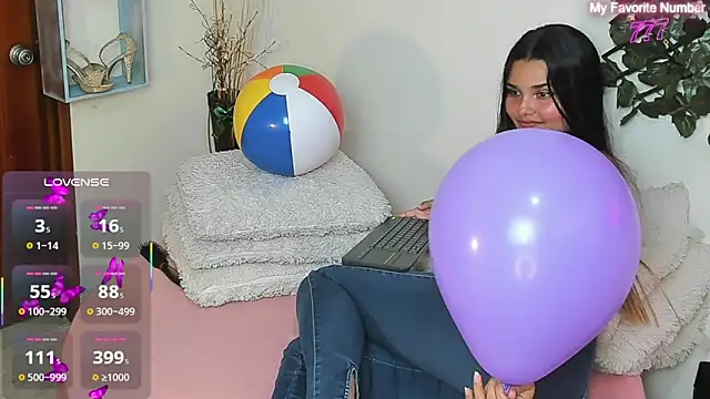 Chat XXX en directo de DestinyHills