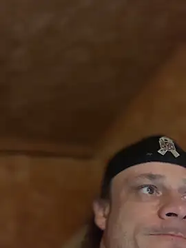 Ldnick69's Live XXX Chat