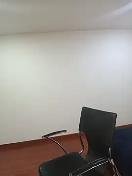 Chat +18 de sasi_luna ao vivo