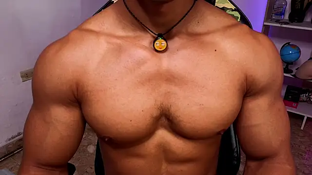 XXX chat uživo modela exquisite_gabe