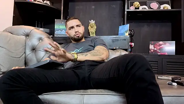 matteosantos' Live XXX Chat