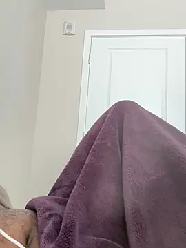 Pokazy przed kamerką – makeherfeelg