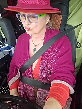 Hot-Muci live XXX chat