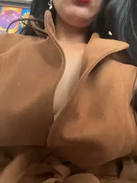 دردشة Astrid-- الجنسية المباشرة