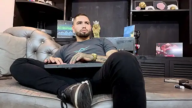 matteosantos live XXX chat