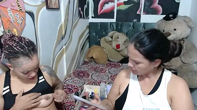 manzanahot9のライブXXXチャット