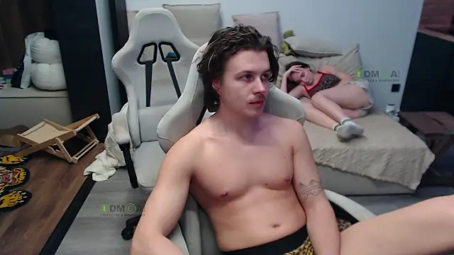 Chatroom XXX en direct de Sunny-Girl1