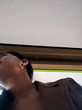 Luianna Chat XXX live