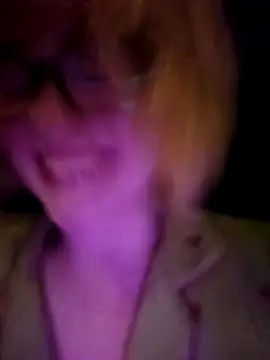 Živý XXX chat mcjbgfhgjhiiilllufjyf