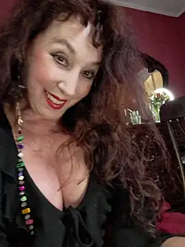 GypsyEsmeralda's Live XXX Chat