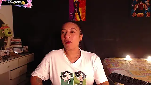 yes0225's Live XXX Chat