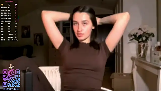 Chat XXX en directo de DarlineBrustera