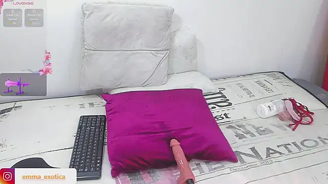 Chat +18 de Emma_exotica ao vivo