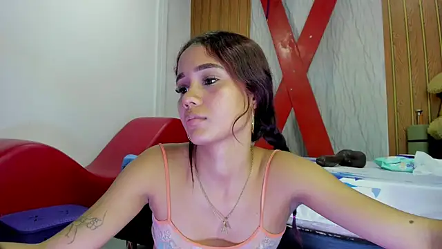 Chatroom XXX en direct de MarianaManzur
