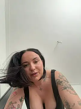 Orgasmille 现场XXX聊天