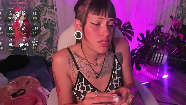 Chatroom XXX en direct de _sharlotte777