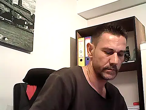 mastercharisma35 Adlı Modelin Web Kamerası Şovu