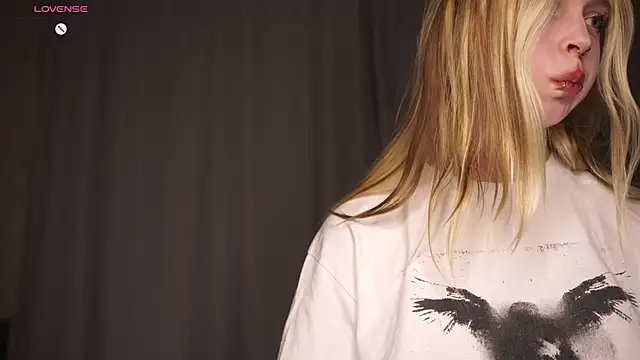 ElvenQueen – Naživo XXX chat