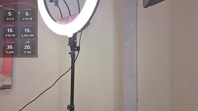 LexyJohnnes_ – Naživo XXX chat