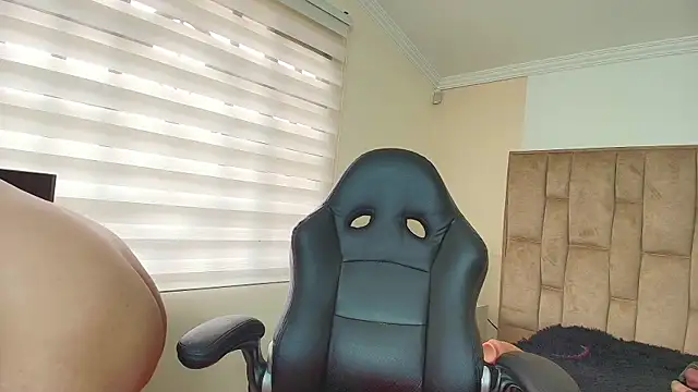 Anabella_Thompson 现场XXX聊天