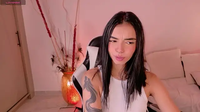 AnabelWolf's Live XXX Chat