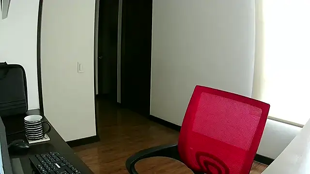 Esmeralda333's Live XXX Chat