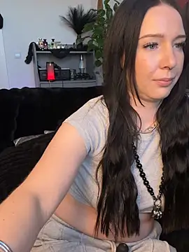 Trixie-Tainted Webcam-Show