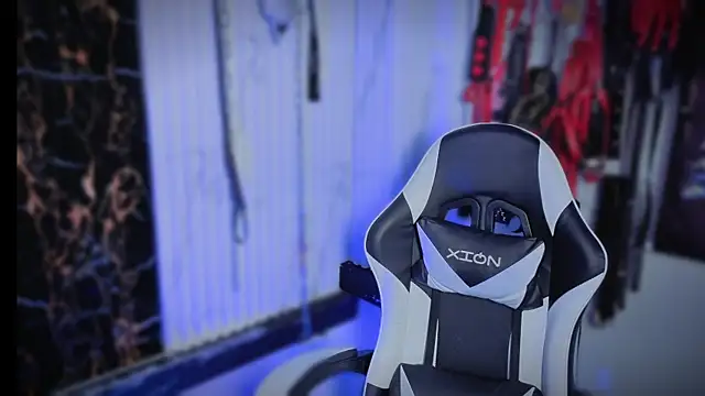 Guxplo_ 现场XXX聊天