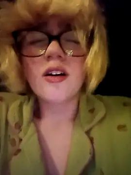 Živý XXX chat mcjbgfhgjhiiilllufjyf