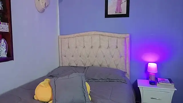 stephania_t's Live XXX Chat