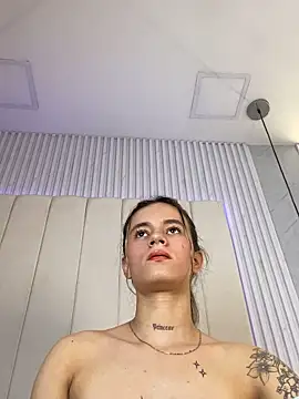 JuliaColemann's Live XXX Chat