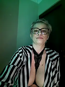 แชท XXX สดของ LunaBlaise