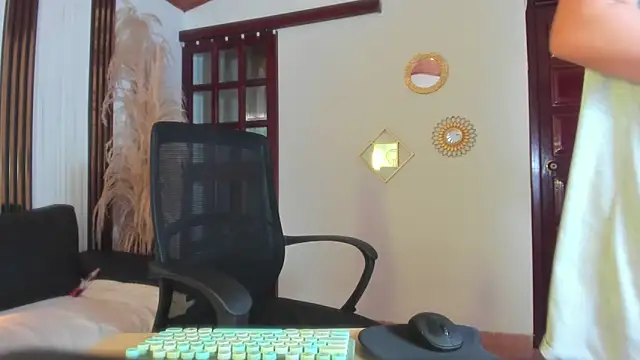 Isa_And_Natasha: απευθείας συνομιλία ΧΧΧ