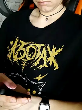 Chat +18 de Aashikalaa ao vivo