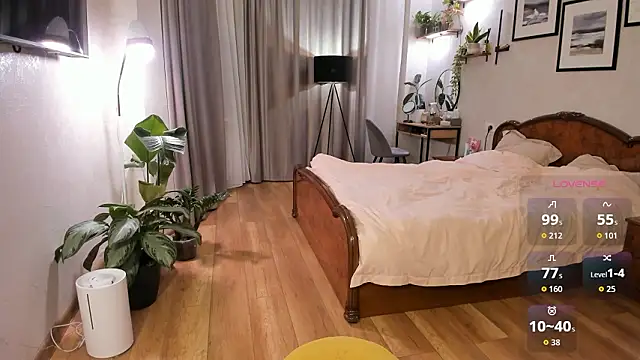 NicoleLuv Adlı Modelin Canlı XXX Sohbeti