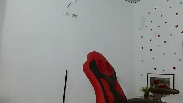 Caius_fox Chat XXX in diretta