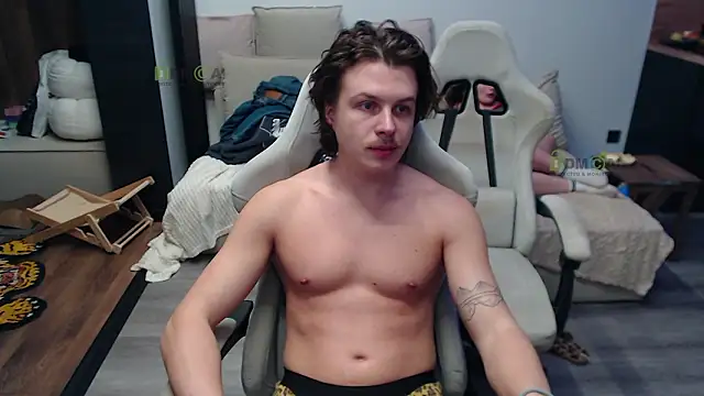 Sunny-Girl1 即時 XXX 聊天